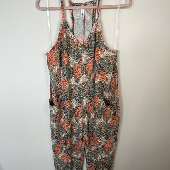 Coral Fun Romper - Picture 4 of 11